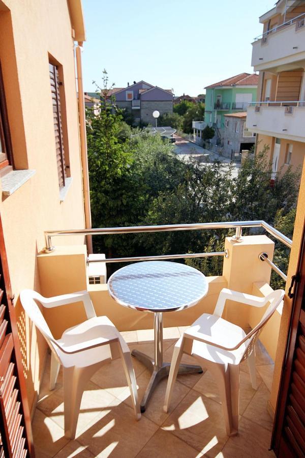 Apartments By The Sea Sukosan, Zadar - 6229 외부 사진